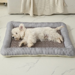 Summer New Arrival Dog Cat Pet Cooling Bed Kennel Pad Breathable Warm All Seasons Indoor Use Water Washable Polyester Sleeping